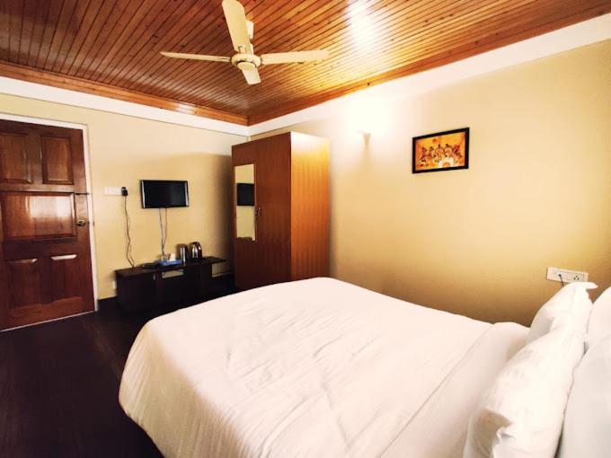 Artistic Greystone Dreams Hotel Калимпонг Екстериор снимка